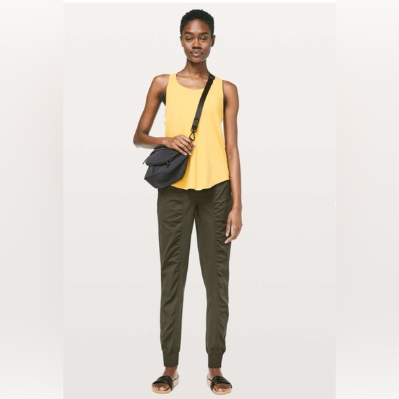 Lululemon Dance Studio Jogger 29” Olive Green Size 8 NWOT Pants - Picture 1 of 13